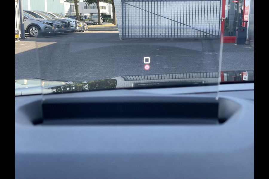 Citroën Ë-C4 Shine Pack 50 kWh (Elektrisch Schuifdak - Stoelverwarming - Camera - Keyless Entry - Leder - 360gr Camera - Parkeersensoren V+A