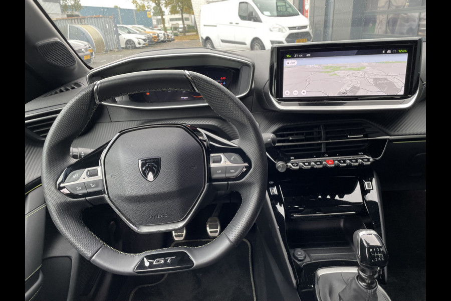 Peugeot 208 100pk GT (Camera - Keyless Entry - Parkeersensoren V+A - LED - i-cockpit - Automatische Airco - Navigatie - Apple Carplay)