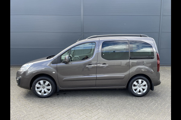 Citroën Berlingo 110pk Feel (Camera - Navigatie - Airco - Parkeersensoren V+A - Apple Carplay)