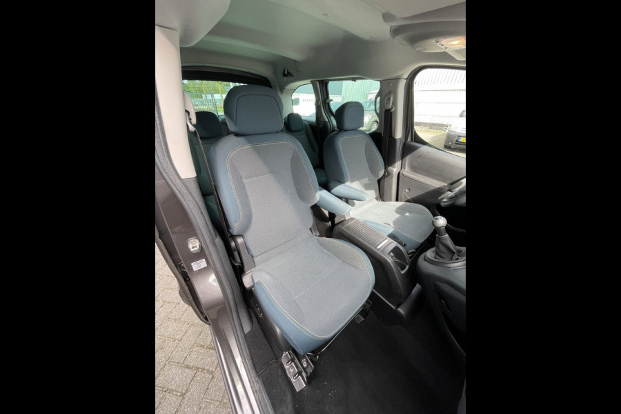 Citroën Berlingo 110pk Feel (Camera - Navigatie - Airco - Parkeersensoren V+A - Apple Carplay)