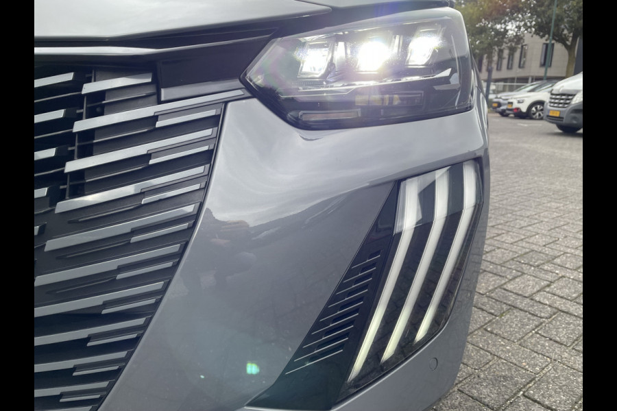 Peugeot 208 100pk GT (Camera - Keyless Entry - Parkeersensoren V+A - LED - i-cockpit - Automatische Airco - Navigatie - Apple Carplay)