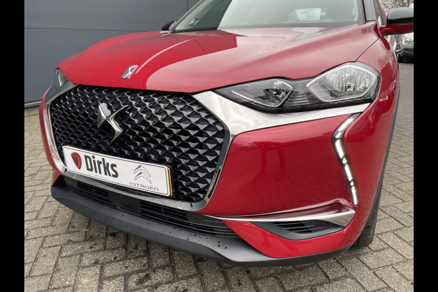 DS Ds 3 Crossback 100pk Performance Line (Camera - Stoelverwarming - Automatische Airco - Navigatie - Apple Carplay)