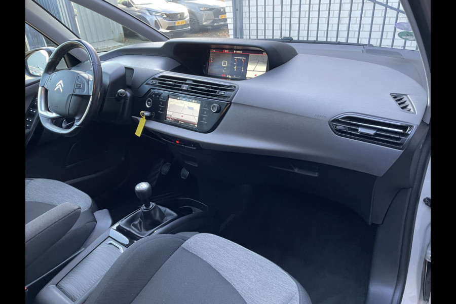 Citroën C4 Picasso 130pk Feel (Trekhaak - Elektrische klep - Keyless Entry - Camera - Apple Carplay - Automatische Airco - Navigatie)