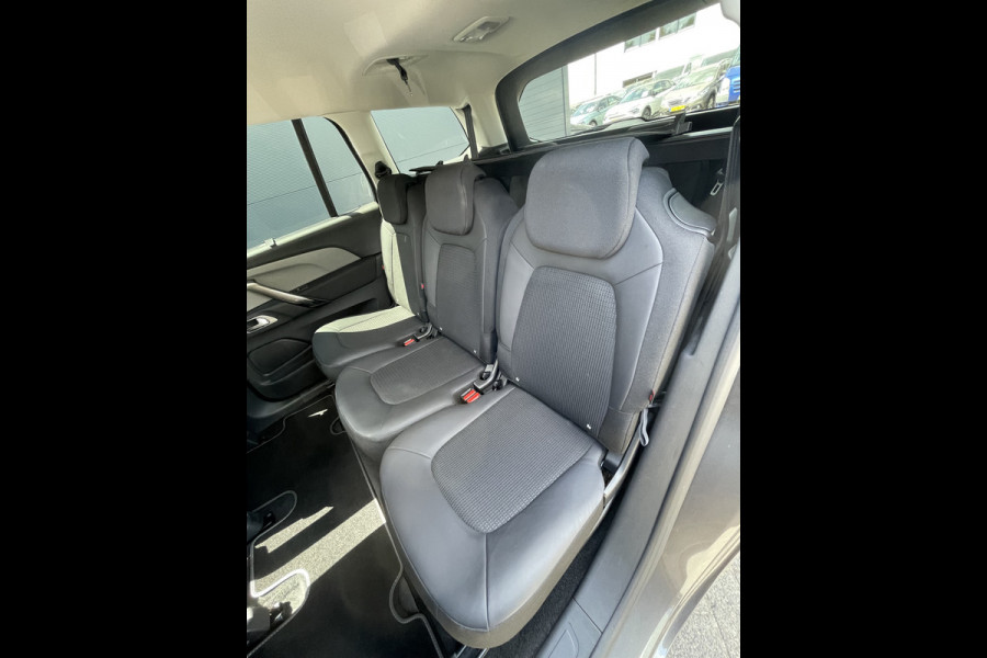 Citroën Grand C4 Spacetourer 130pk Shine (Camera - Keyless Entry - Parkeersensoren V+A - Dodehoek detectie - Automatisch Parkeren - Navigatie - Apple Carplay