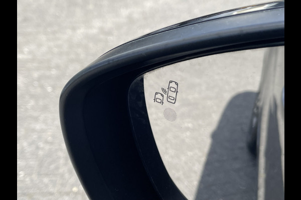 Citroën Grand C4 Spacetourer 130pk Shine (Camera - Keyless Entry - Parkeersensoren V+A - Dodehoek detectie - Automatisch Parkeren - Navigatie - Apple Carplay