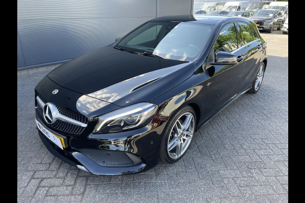 Mercedes-Benz A-Klasse 160 Ambition (Elektrisch Schuifdak - LED koplampen - AMG pakket - Navigatie - Parkeersensoren V+A - Airco - Sportstoelen)