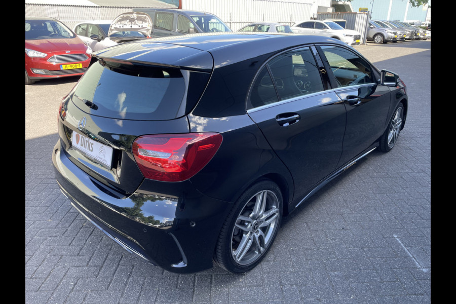 Mercedes-Benz A-Klasse 160 Ambition (Elektrisch Schuifdak - LED koplampen - AMG pakket - Navigatie - Parkeersensoren V+A - Airco - Sportstoelen)