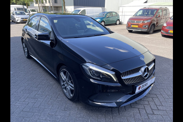 Mercedes-Benz A-Klasse 160 Ambition (Elektrisch Schuifdak - LED koplampen - AMG pakket - Navigatie - Parkeersensoren V+A - Airco - Sportstoelen)