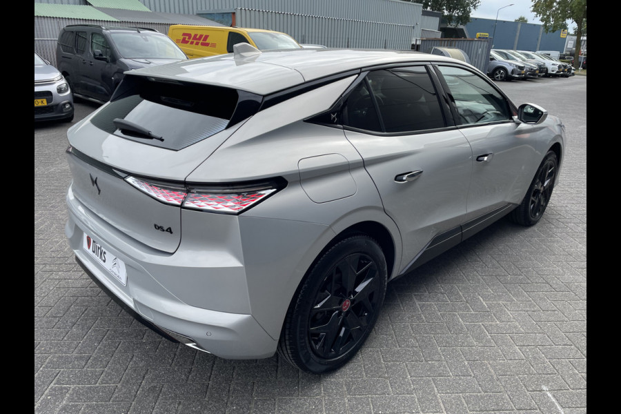 DS DS 4 130pk Performance Line+ (Camera - Keyless Entry - Adaptieve Cruise Controle - Automatische Airco - Navigatie - Apple Carplay - D