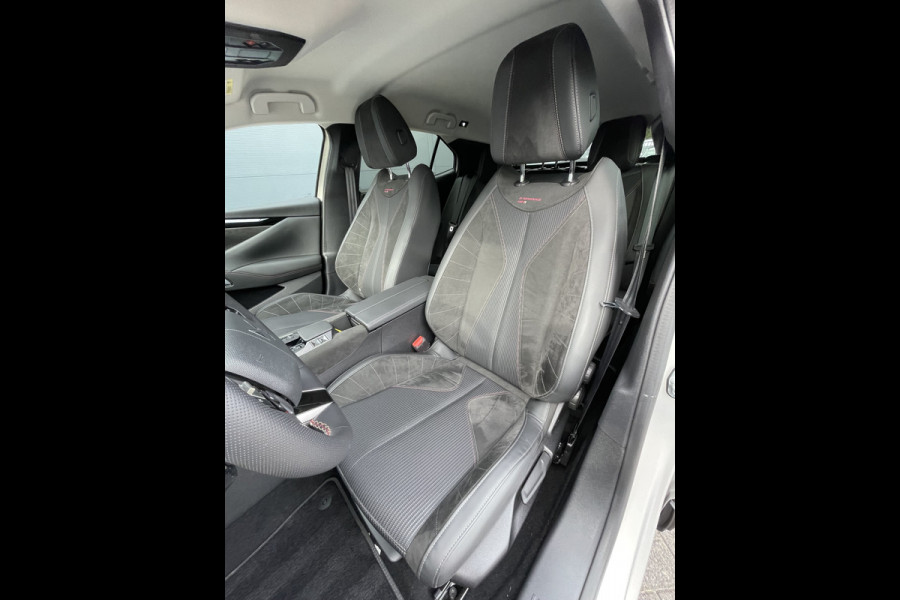 DS DS 4 130pk Performance Line+ (Camera - Keyless Entry - Adaptieve Cruise Controle - Automatische Airco - Navigatie - Apple Carplay - D