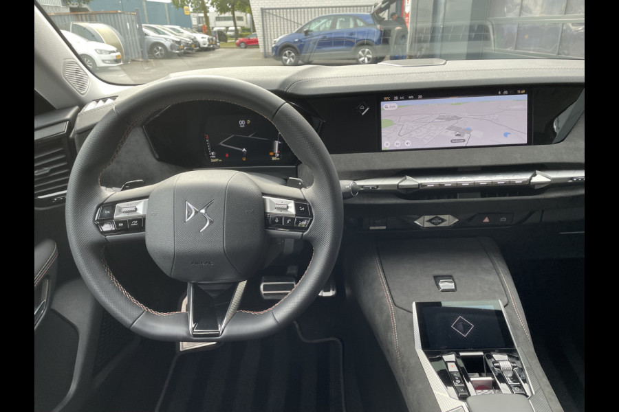 DS DS 4 130pk Performance Line+ (Camera - Keyless Entry - Adaptieve Cruise Controle - Automatische Airco - Navigatie - Apple Carplay - D