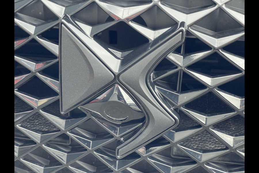 DS DS 4 130pk Performance Line+ (Camera - Keyless Entry - Adaptieve Cruise Controle - Automatische Airco - Navigatie - Apple Carplay - D