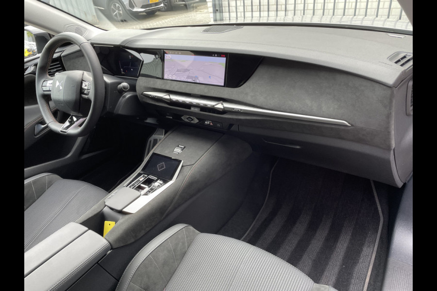 DS DS 4 130pk Performance Line+ (Camera - Keyless Entry - Adaptieve Cruise Controle - Automatische Airco - Navigatie - Apple Carplay - D