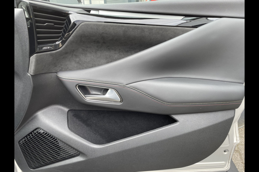 DS DS 4 130pk Performance Line+ (Camera - Keyless Entry - Adaptieve Cruise Controle - Automatische Airco - Navigatie - Apple Carplay - D