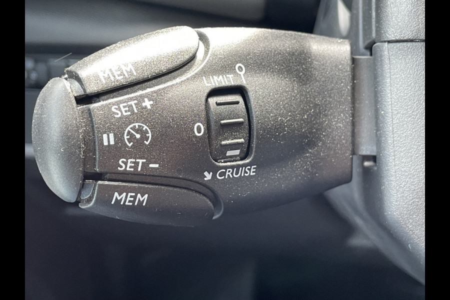 Citroën C5 Aircross 130pk Feel (Camera - Parkeersensoren V+A - LED - Twotone - Automatische Airco - Navigatie)