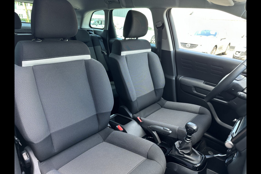 Citroën C3 Aircross 110pk Max (Camera - 17"- Keyless Entry - Automatische Airco - Navigatie - Apple Carplay - Grip Controle)