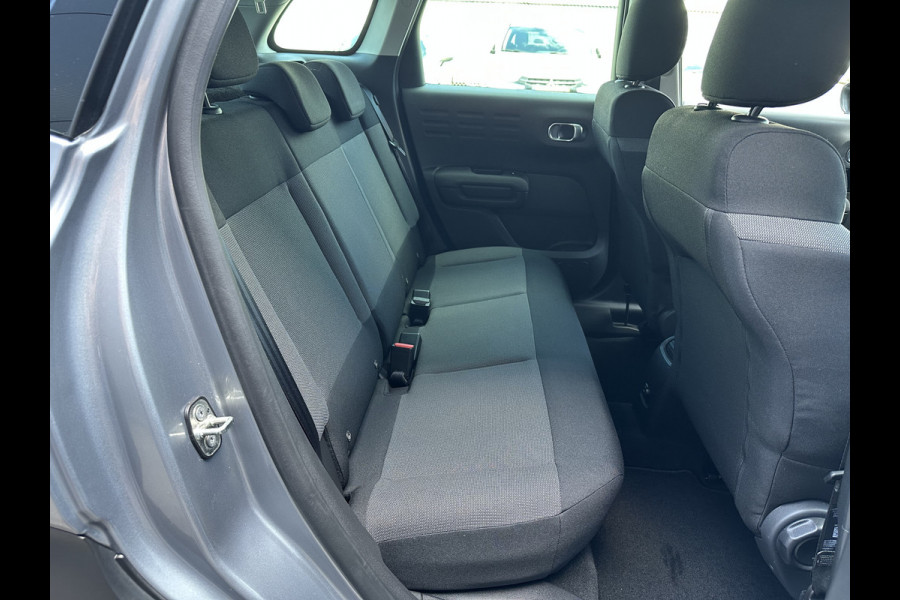 Citroën C3 Aircross 110pk Max (Camera - 17"- Keyless Entry - Automatische Airco - Navigatie - Apple Carplay - Grip Controle)