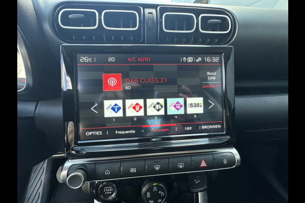 Citroën C3 Aircross 110pk Max (Camera - 17"- Keyless Entry - Automatische Airco - Navigatie - Apple Carplay - Grip Controle)