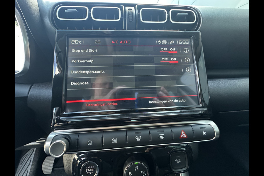 Citroën C3 Aircross 110pk Max (Camera - 17"- Keyless Entry - Automatische Airco - Navigatie - Apple Carplay - Grip Controle)