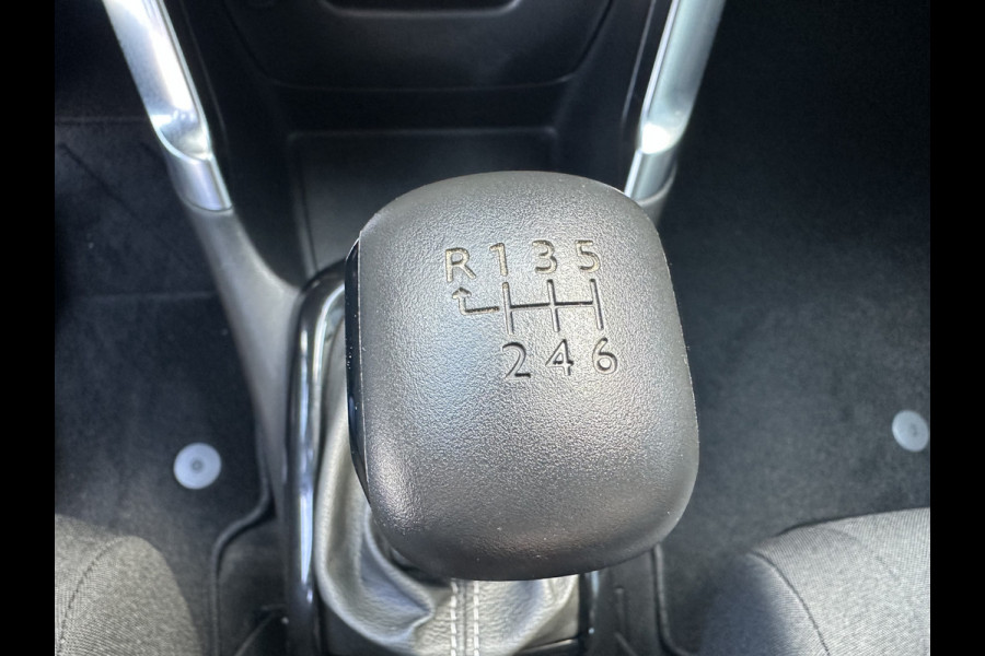 Citroën C3 Aircross 110pk Max (Camera - 17"- Keyless Entry - Automatische Airco - Navigatie - Apple Carplay - Grip Controle)