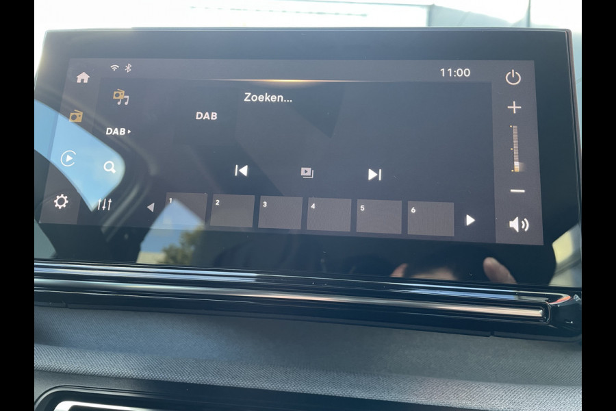 Citroën C3 Aircross 100pk Pack Plus (Camera - Navigatie via APP - Automatische Airco - LED - Apple Carplay - Parkeersensoren - Two tone)