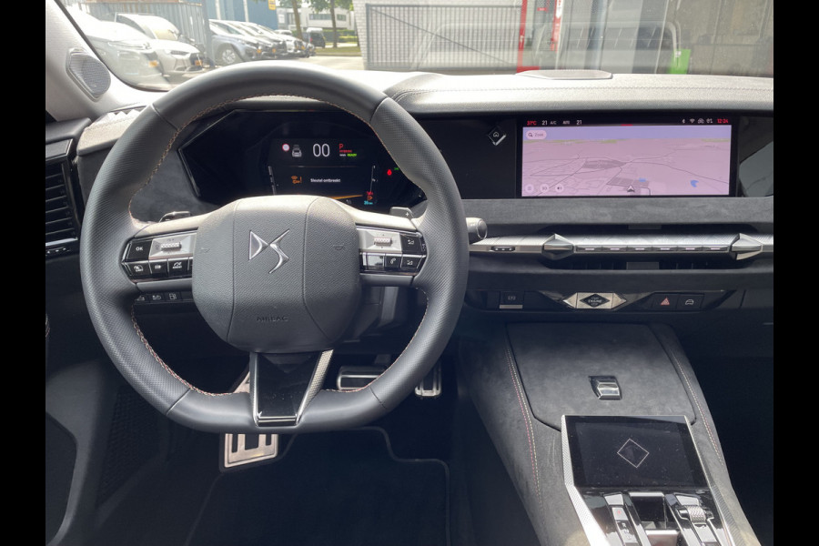 DS DS 4 225pk E-Tense Performance Line+ (Trekhaak - NightVision - Focal Electra - 20" - 360gr Camera - Two Tone - Elektrische Klep -  Ad