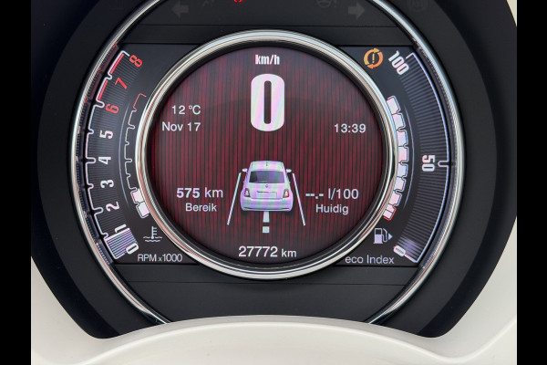 Fiat 500 70pk Hybrid Dolcevita (Automatische Airco - Navigatie - 16" velgen - Panoramadak - Apple Carplay - Parkeersensoren - Leder/stof)