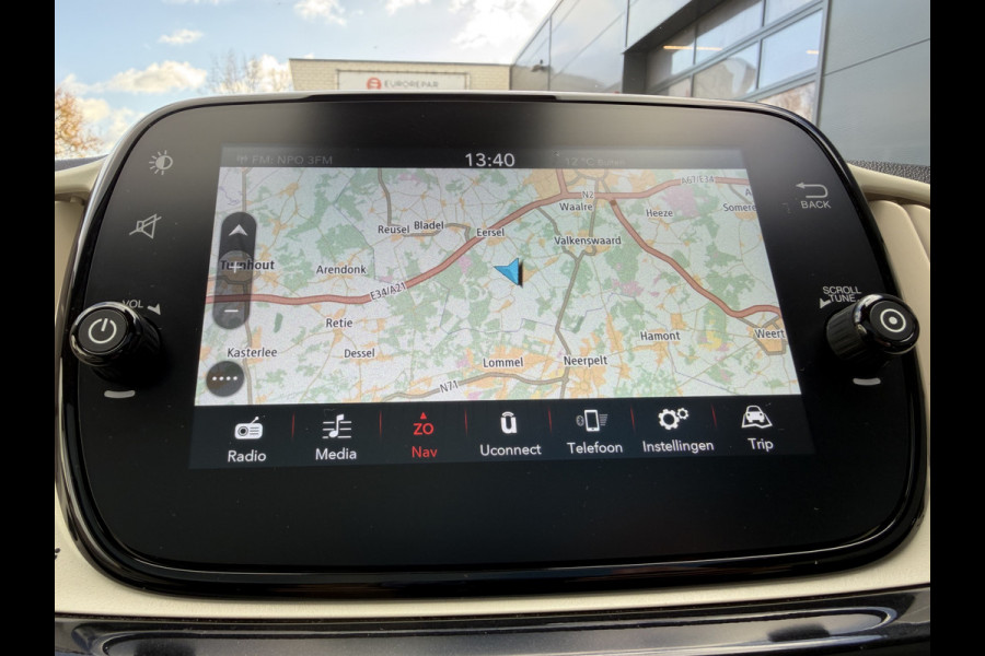 Fiat 500 70pk Hybrid Dolcevita (Automatische Airco - Navigatie - 16" velgen - Panoramadak - Apple Carplay - Parkeersensoren - Leder/stof)