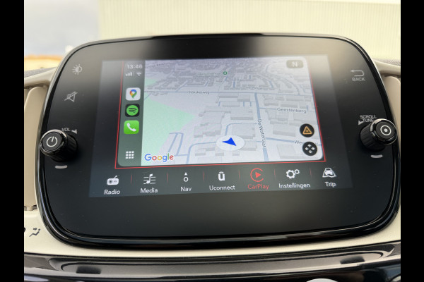 Fiat 500 70pk Hybrid Dolcevita (Automatische Airco - Navigatie - 16" velgen - Panoramadak - Apple Carplay - Parkeersensoren - Leder/stof)