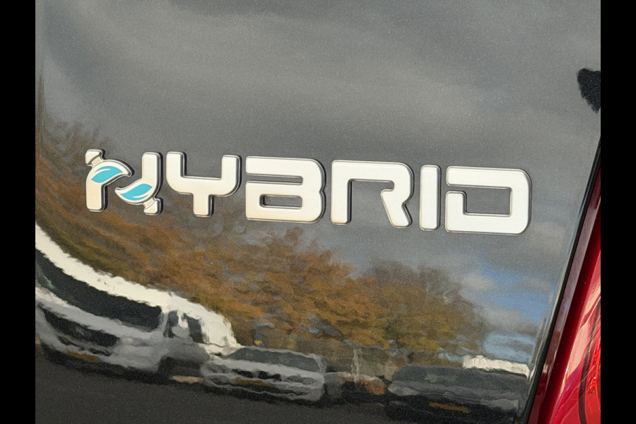 Fiat 500 70pk Hybrid Dolcevita (Automatische Airco - Navigatie - 16" velgen - Panoramadak - Apple Carplay - Parkeersensoren - Leder/stof)