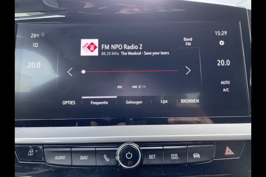 Opel Mokka 130pk Ultimate (Camera - Keyless Entry - Parkeersensoren V+A - Navigatie - LED - Automatische Airco - Apple Carplay -Adaptieve C