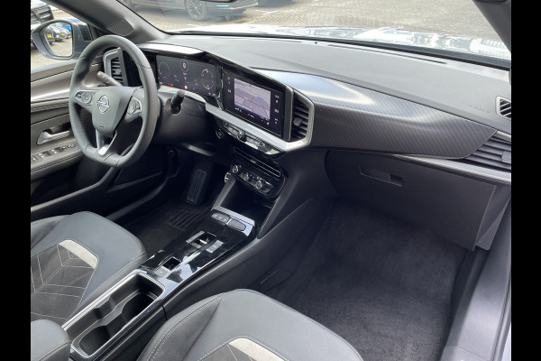 Opel Mokka 130pk Ultimate (Camera - Keyless Entry - Parkeersensoren V+A - Navigatie - LED - Automatische Airco - Apple Carplay -Adaptieve C