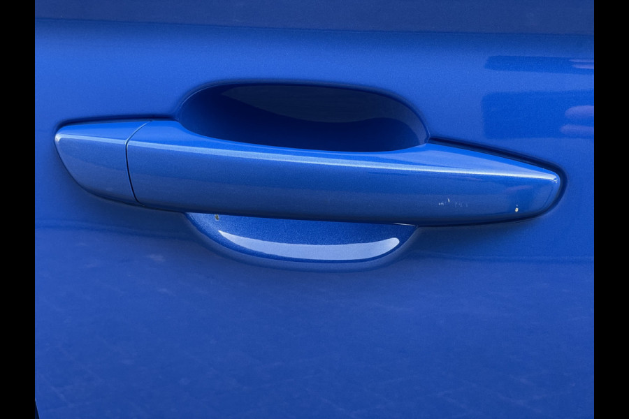 Opel Corsa 130pk GS (Panoramadak - Camera - Keyless Entry - Stoel-/-stuurverwarming - Parkeersensoren V+A - LED - Automatische Airco - Navi