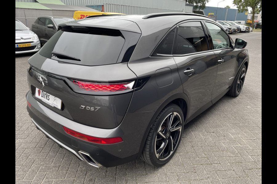 DS Ds 7 Crossback 300pk 4x4 Louvre (Elektrisch Schuifdak - Leder incl verwarming/koeling/massage/geheugen - Elektrische Klep - Camera - Keyless En