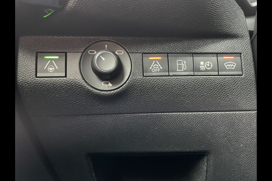 DS Ds 7 Crossback 300pk 4x4 Louvre (Elektrisch Schuifdak - Leder incl verwarming/koeling/massage/geheugen - Elektrische Klep - Camera - Keyless En