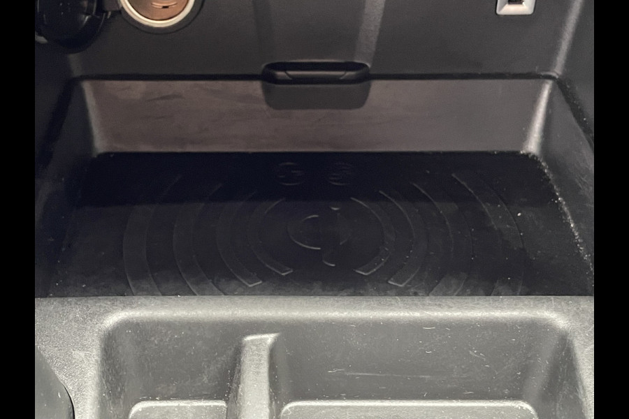 DS Ds 7 Crossback 300pk 4x4 Louvre (Elektrisch Schuifdak - Leder incl verwarming/koeling/massage/geheugen - Elektrische Klep - Camera - Keyless En