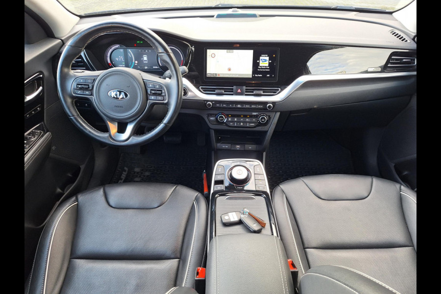 Kia e-Niro ExecutiveLine 64 kWh | Trekhaak | Leder | Memory-Seat | Blindspot | Stoelverwarming & Ventilatie | occasion