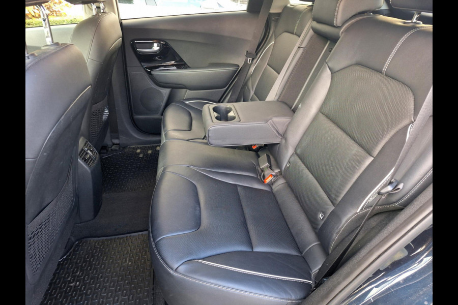 Kia e-Niro ExecutiveLine 64 kWh | Trekhaak | Leder | Memory-Seat | Blindspot | Stoelverwarming & Ventilatie | occasion