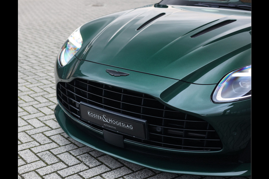 Aston Martin DB12 Volante 4.0 V8 | Green over tan - B&W