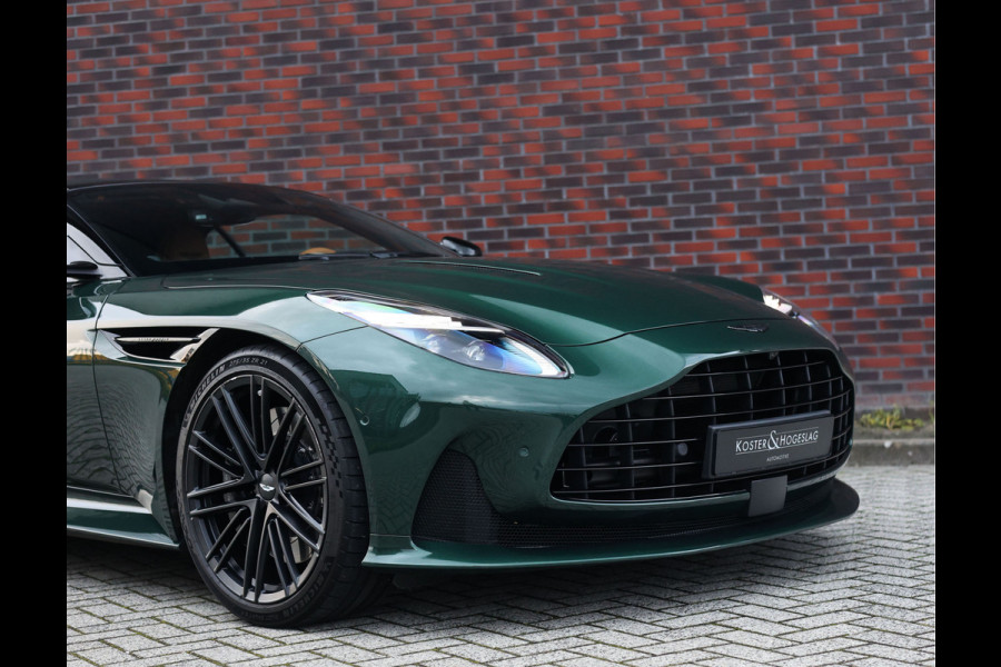 Aston Martin DB12 Volante 4.0 V8 | Green over tan - B&W