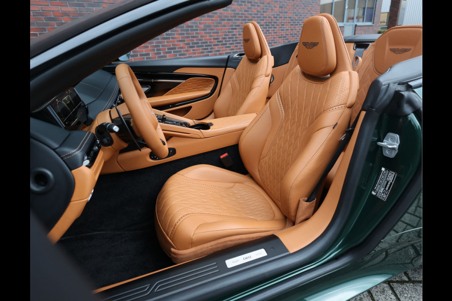 Aston Martin DB12 Volante 4.0 V8 | Green over tan - B&W