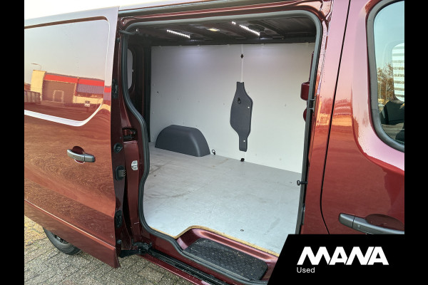 Renault Trafic 2.0 Blue dCi 170 T30 L2H1 Extra LM velgen Trekhaak Camera Cruise Lederen bekleding