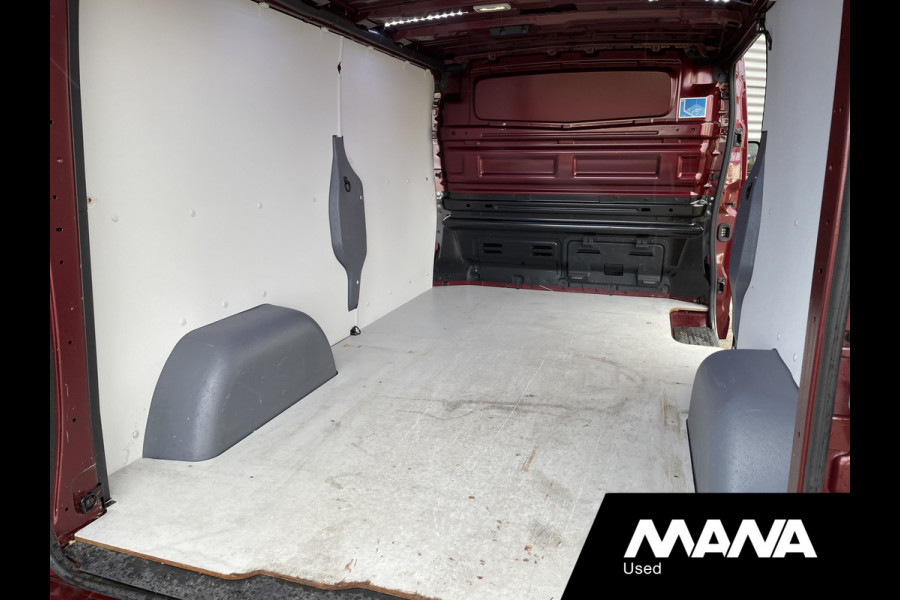 Renault Trafic 2.0 Blue dCi 170 T30 L2H1 Extra LM velgen Trekhaak Camera Cruise Lederen bekleding