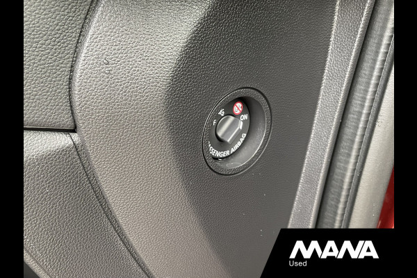 Renault Trafic 2.0 Blue dCi 170 T30 L2H1 Extra LM velgen Trekhaak Camera Cruise Lederen bekleding