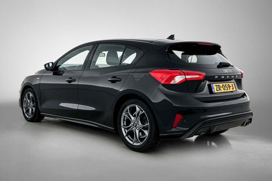 Ford Focus 1.0 EcoBoost ST Line Business (STUUR-/STOELVERWARMING, CARPLAY, PDC, CLIMA, NAVI, GOED ONDERHOUDEN)