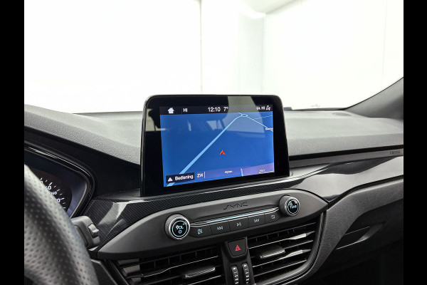 Ford Focus 1.0 EcoBoost ST Line Business (STUUR-/STOELVERWARMING, CARPLAY, PDC, CLIMA, NAVI, GOED ONDERHOUDEN)