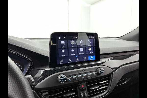 Ford Focus 1.0 EcoBoost ST Line Business (STUUR-/STOELVERWARMING, CARPLAY, PDC, CLIMA, NAVI, GOED ONDERHOUDEN)
