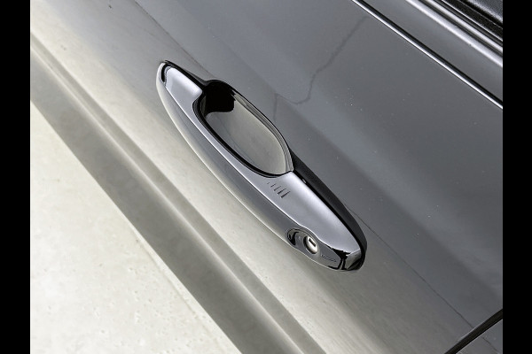 Ford Focus 1.0 EcoBoost ST Line Business (STUUR-/STOELVERWARMING, CARPLAY, PDC, CLIMA, NAVI, GOED ONDERHOUDEN)