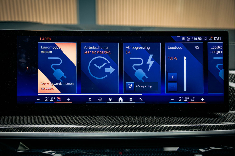 BMW X5 xDrive50e | Vossen | Carbon | Luchtvering | M-Performance | Trekhaak |