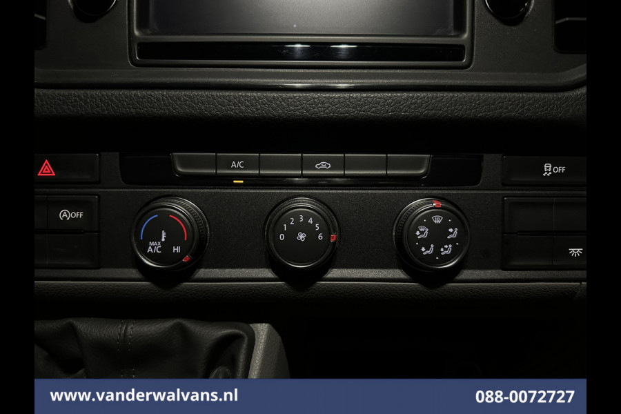 Volkswagen Crafter 2.0 TDI L3H2 L2H1 Euro6 Airco | Camera | Apple Carplay | Android Auto | Trekhaak Bijrijdersbank